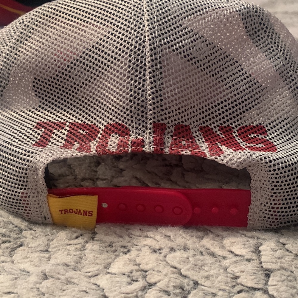 USC hat - Picture 3 of 4